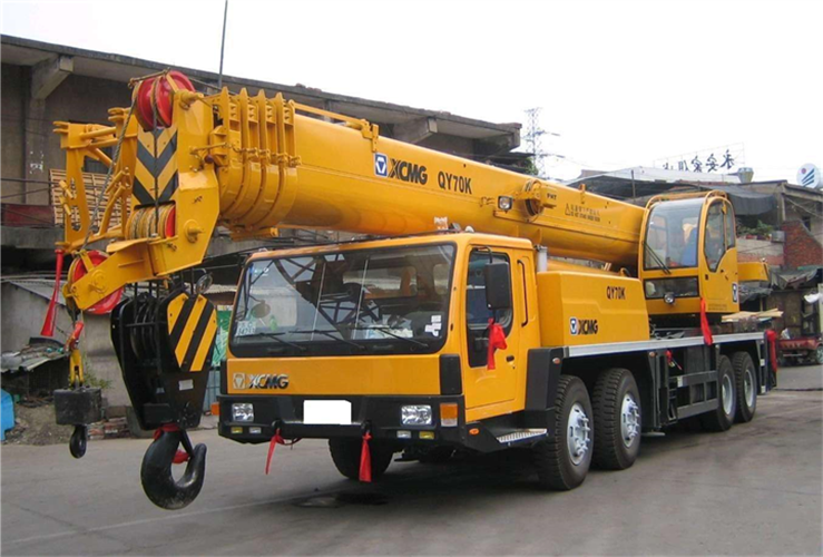 光山县吊车出租选择重点