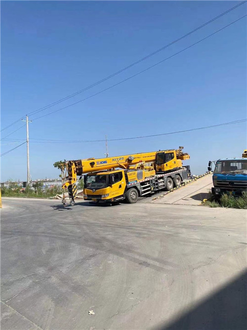 光山县吊车作业时，可能会产生哪些额外收费项目？