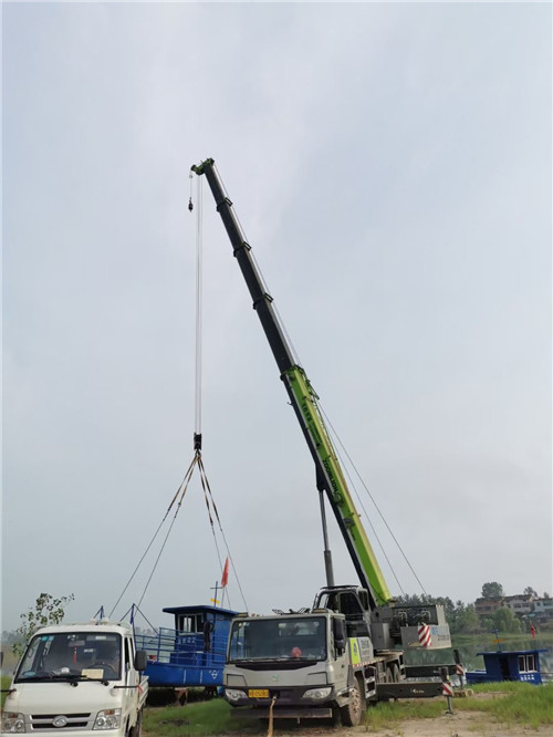 光山县桥梁建设吊装案例